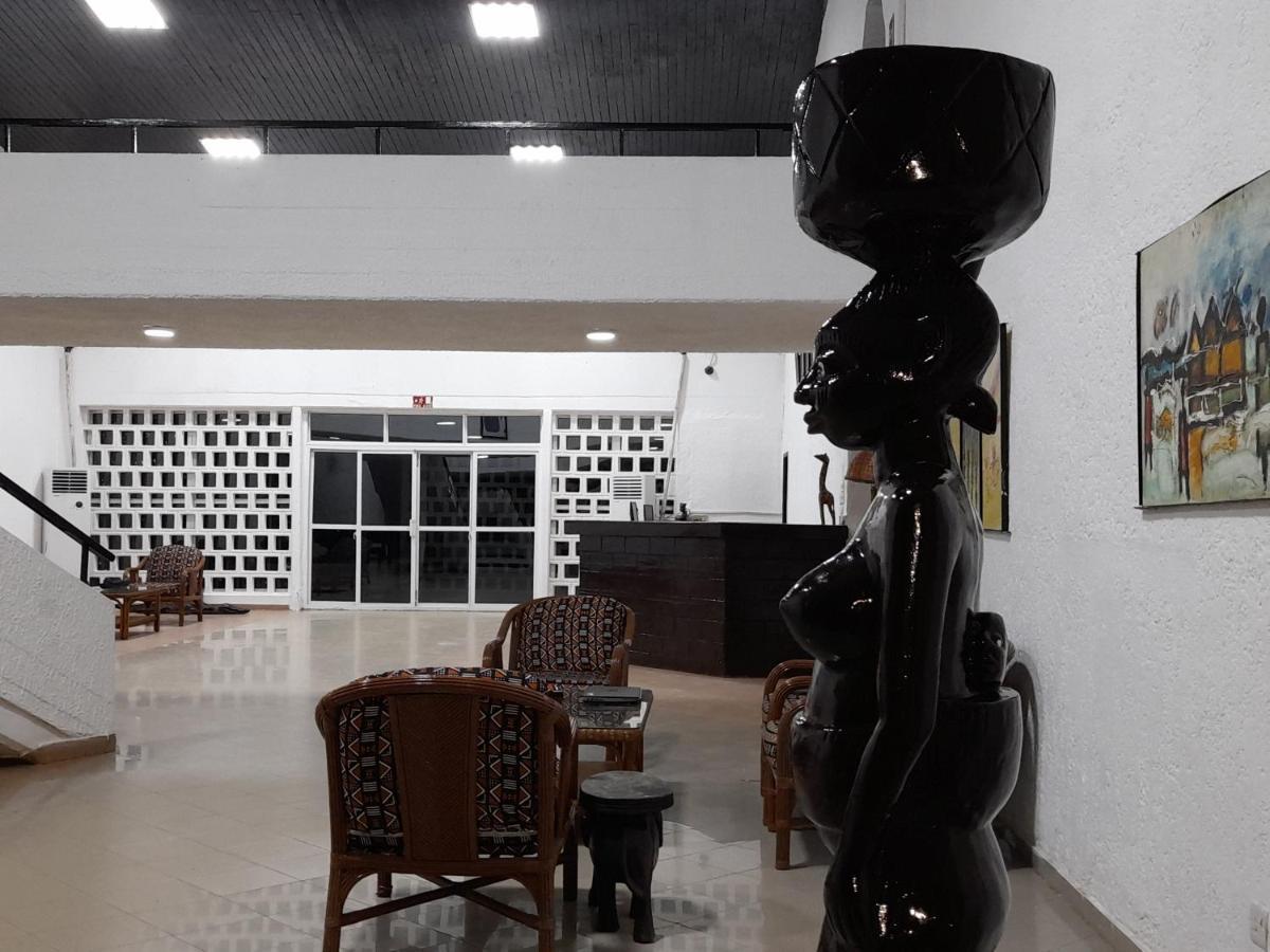Lungi Airport Hotels Tulun Экстерьер фото