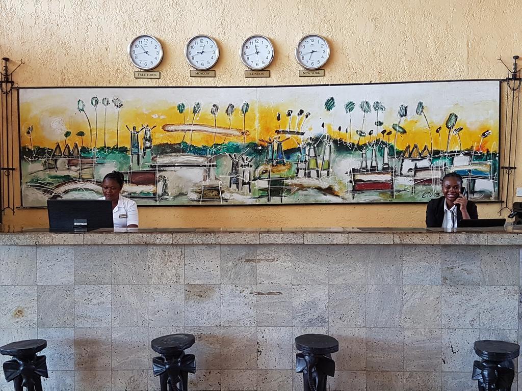 Lungi Airport Hotels Tulun Экстерьер фото