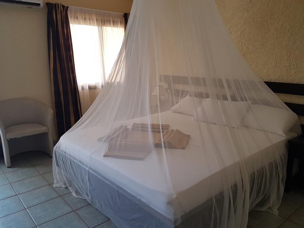 Lungi Airport Hotels Tulun Экстерьер фото