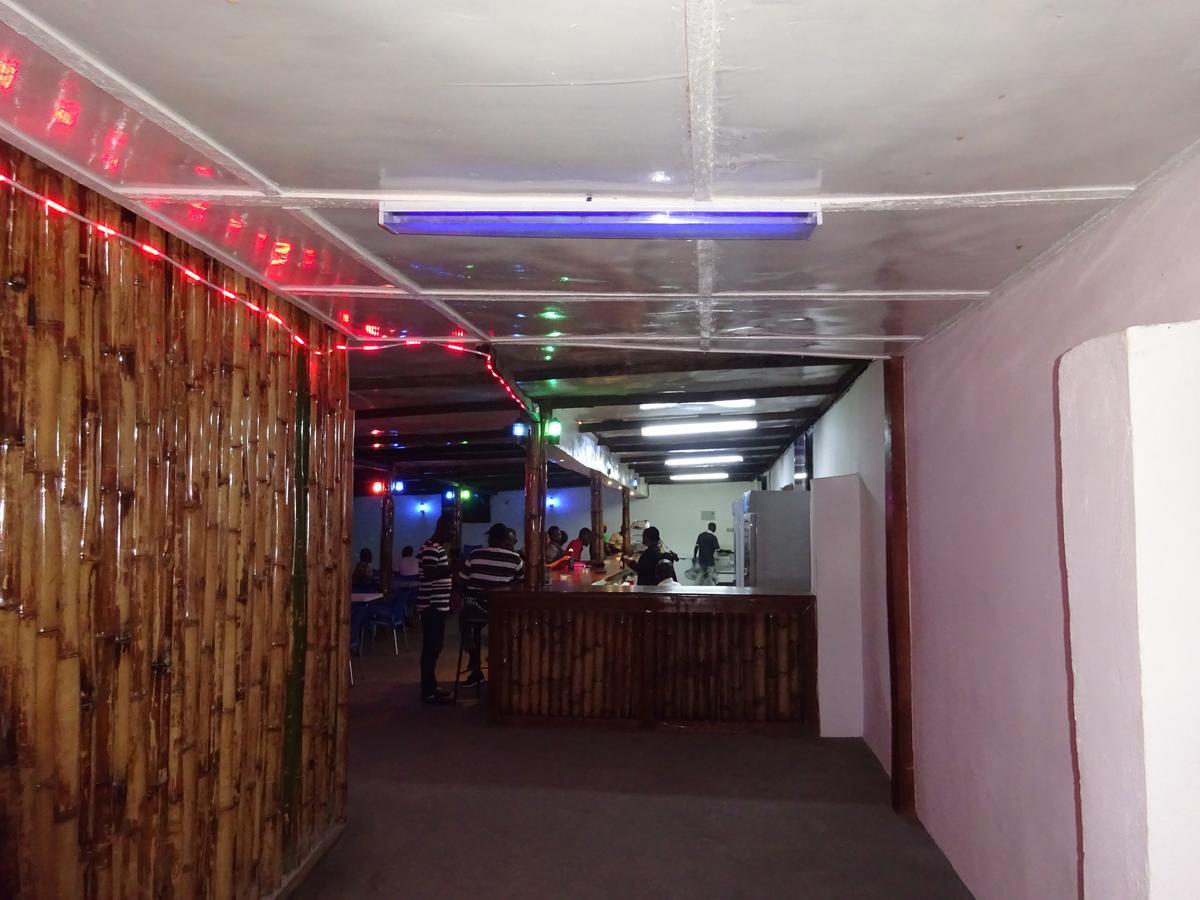 Lungi Airport Hotels Tulun Экстерьер фото